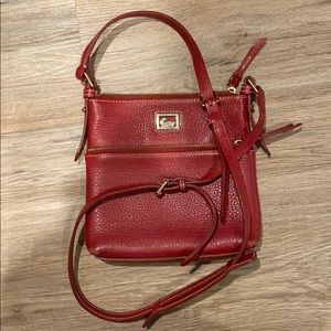 Dooney and Bourke crossbody purse